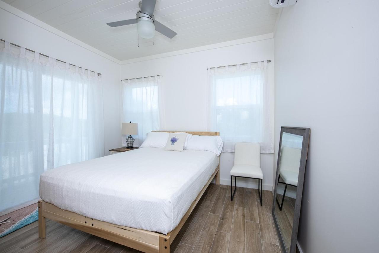 Holiday home Lavender Beach House James Cistern
