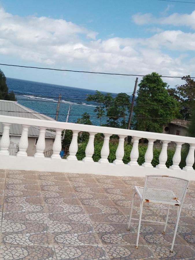 Tina's Guest house 3*