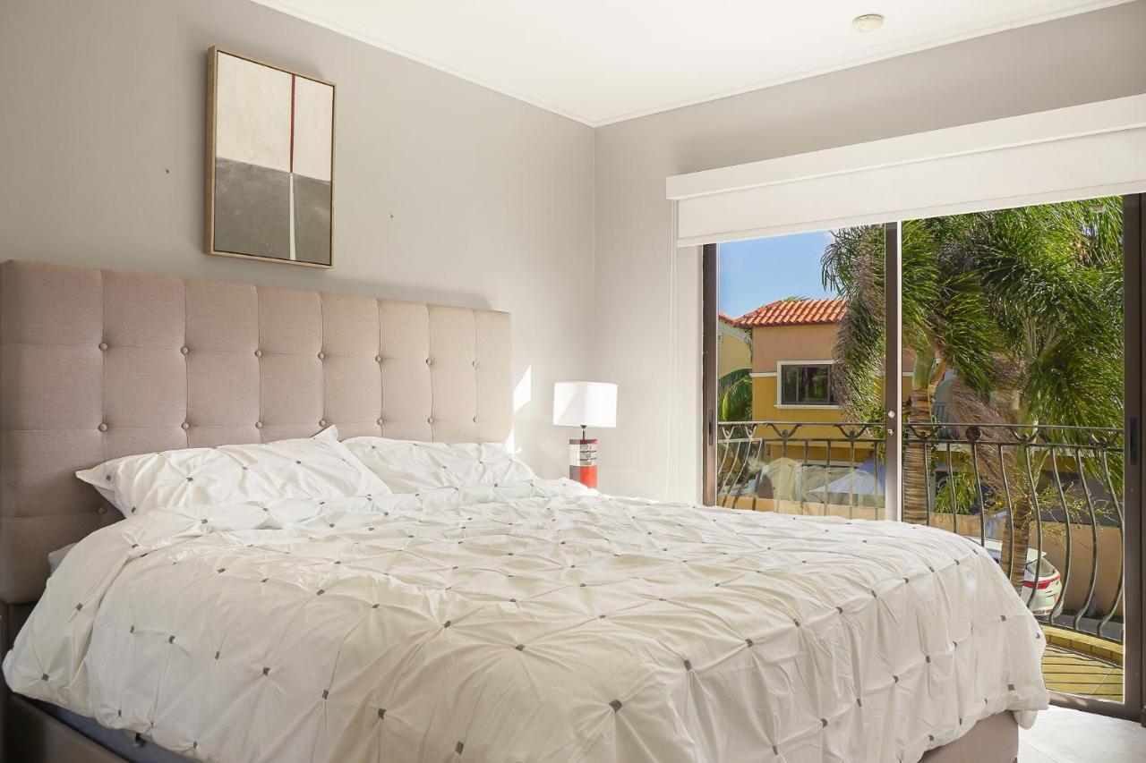 Casa de férias Incredible House In Gold Coast With Private Jacuzzi New Remodeling *