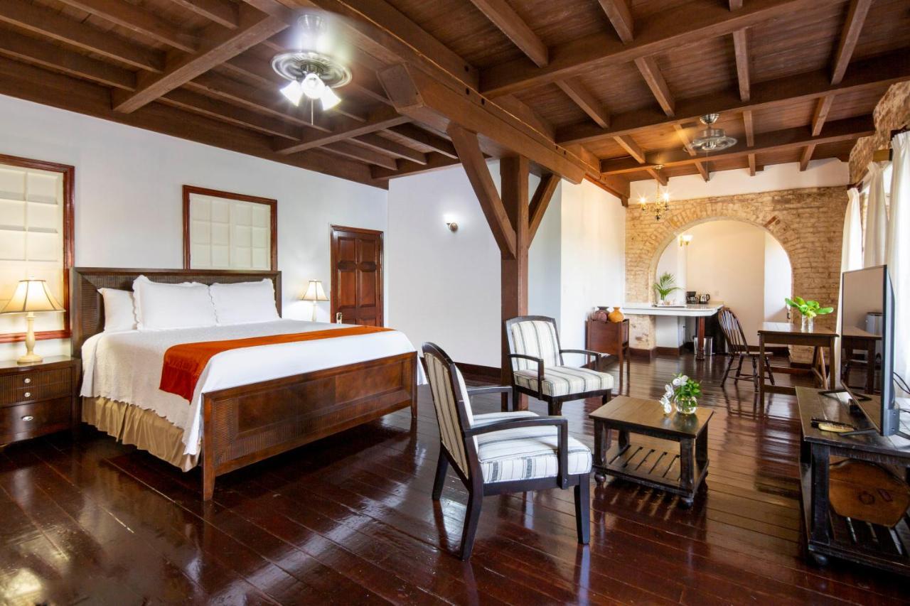 Hotel Copper And Lumber Store English Harbour