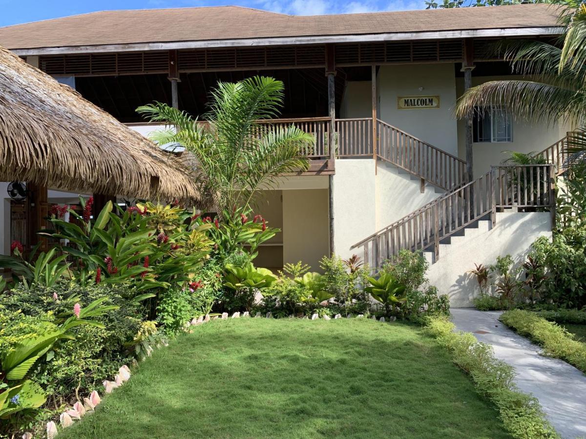King At Oceanview In Jamaica - Enjoy 7 Miles Of White Beach! Pousada *
