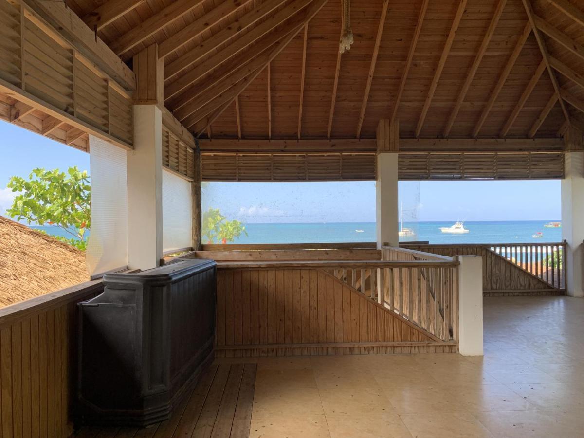 Pousada King At Oceanview In Jamaica - Enjoy 7 Miles Of White Beach! Negril