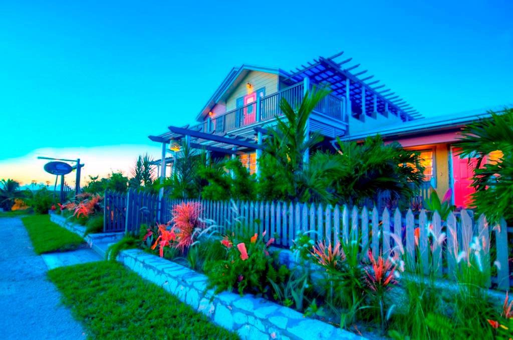 Alojamento Allamanda, Eleuthera Governor's Harbour