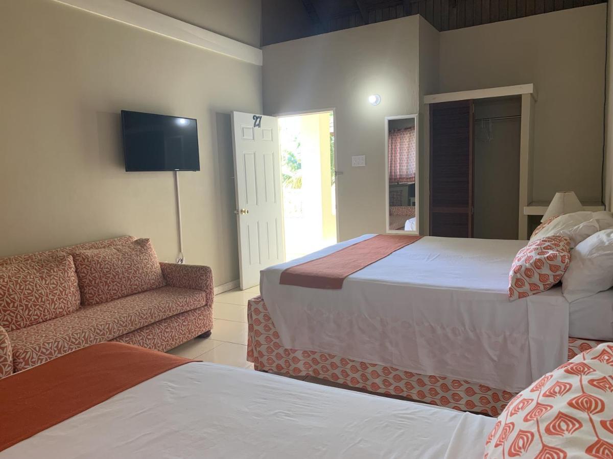 Pousada King At Oceanview In Jamaica - Enjoy 7 Miles Of White Beach! Negril