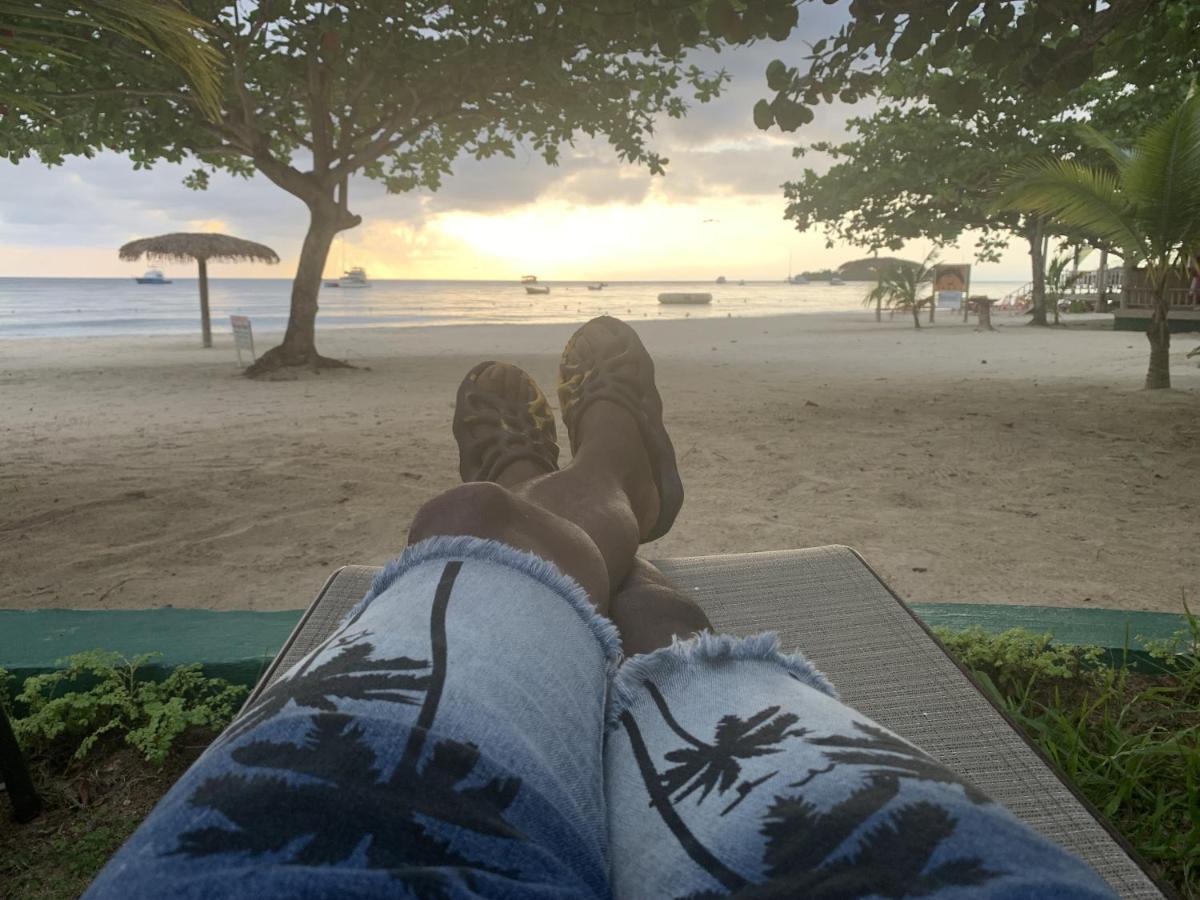 King At Oceanview In Jamaica - Enjoy 7 Miles Of White Beach! Pousada *