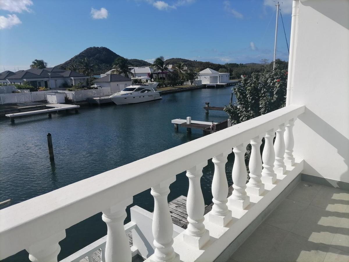 Antigua Chiama Italia Jolly Harbour
