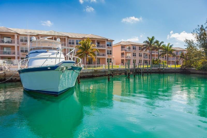 Island Palm Marina