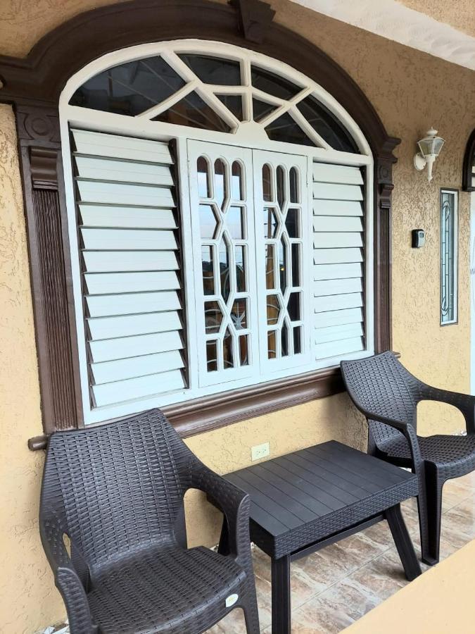 Cambridge Mi Casa Ur Casa With Pool And Access Guest house