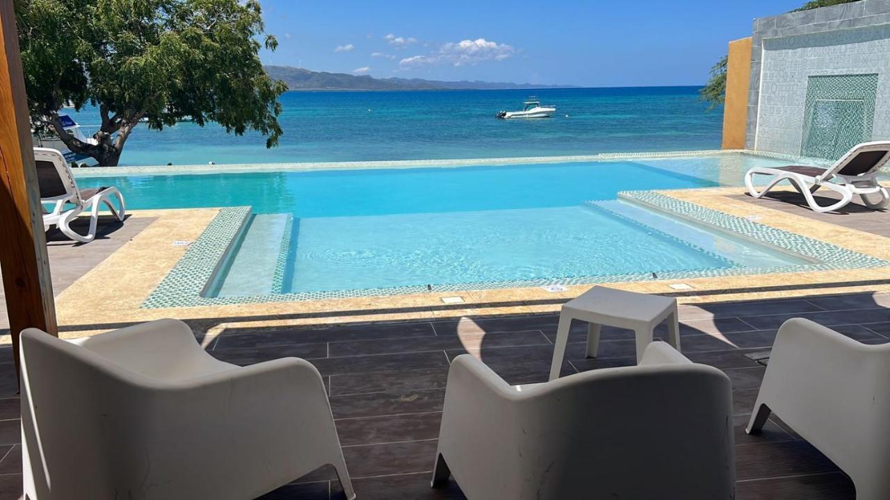Bay Hotel