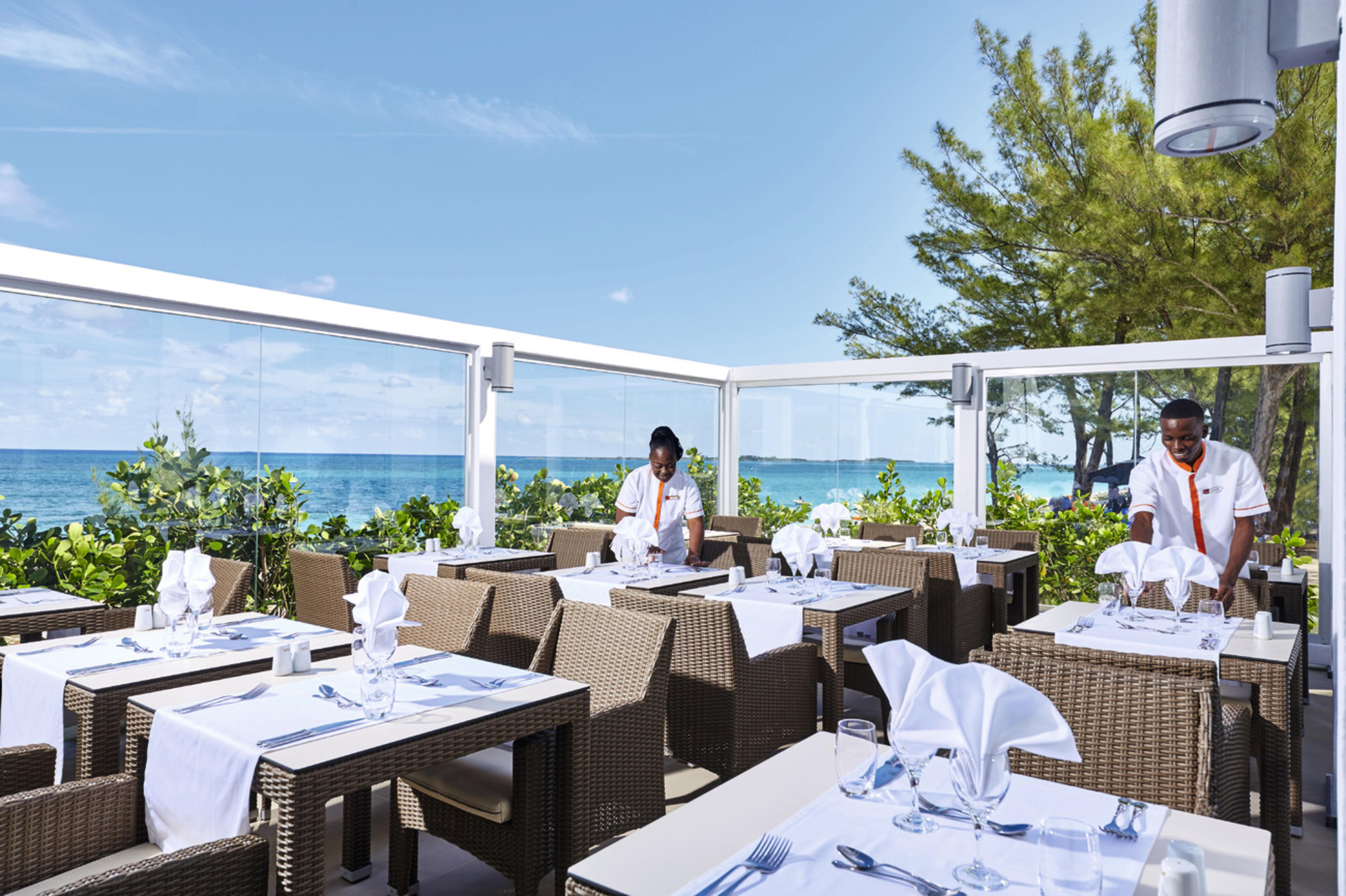 Riu Palace Paradise Island (adults Only) Hotel Creek Village