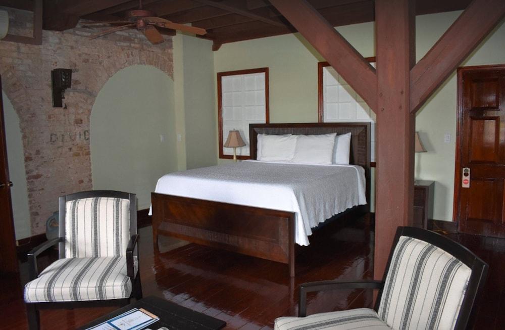 Copper And Lumber Store Hotel English Harbour
