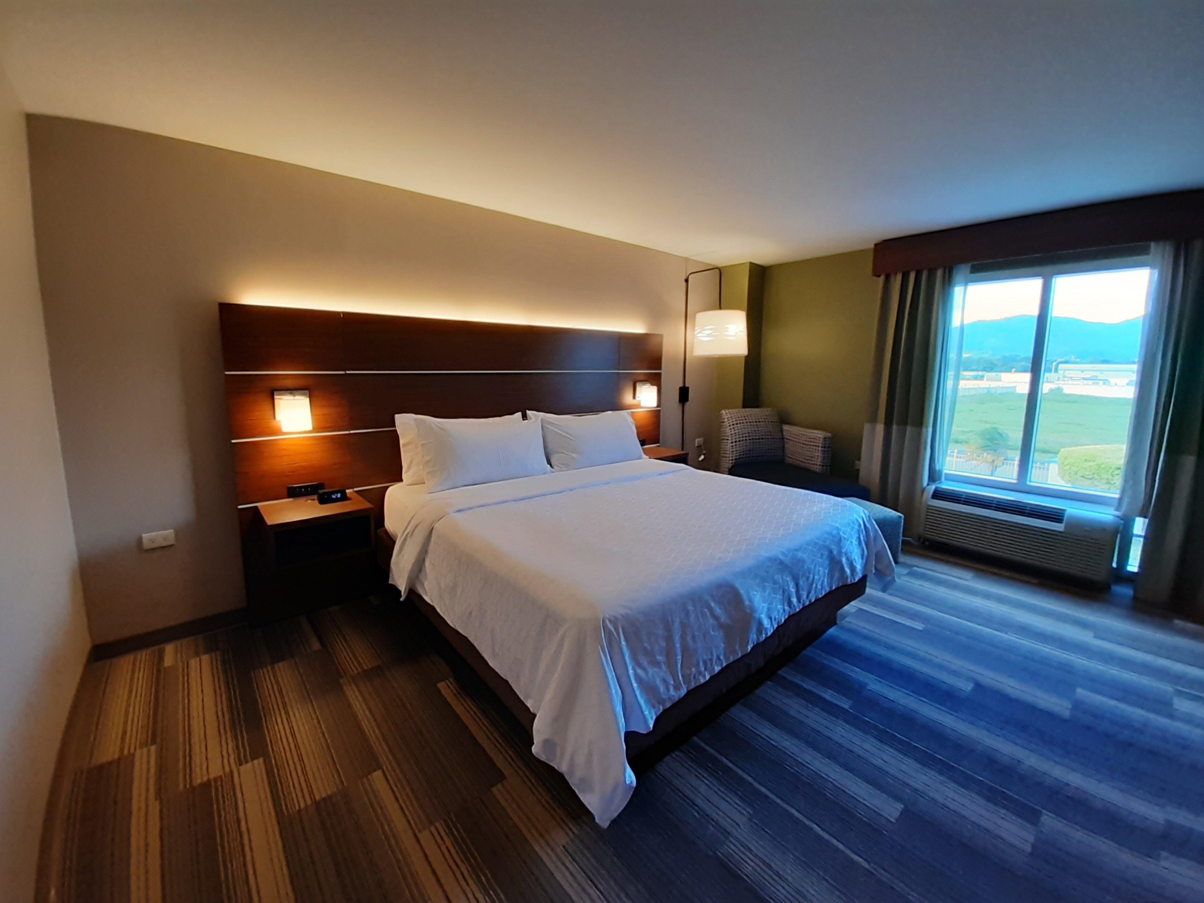 Express Trincity By Ihg 3*