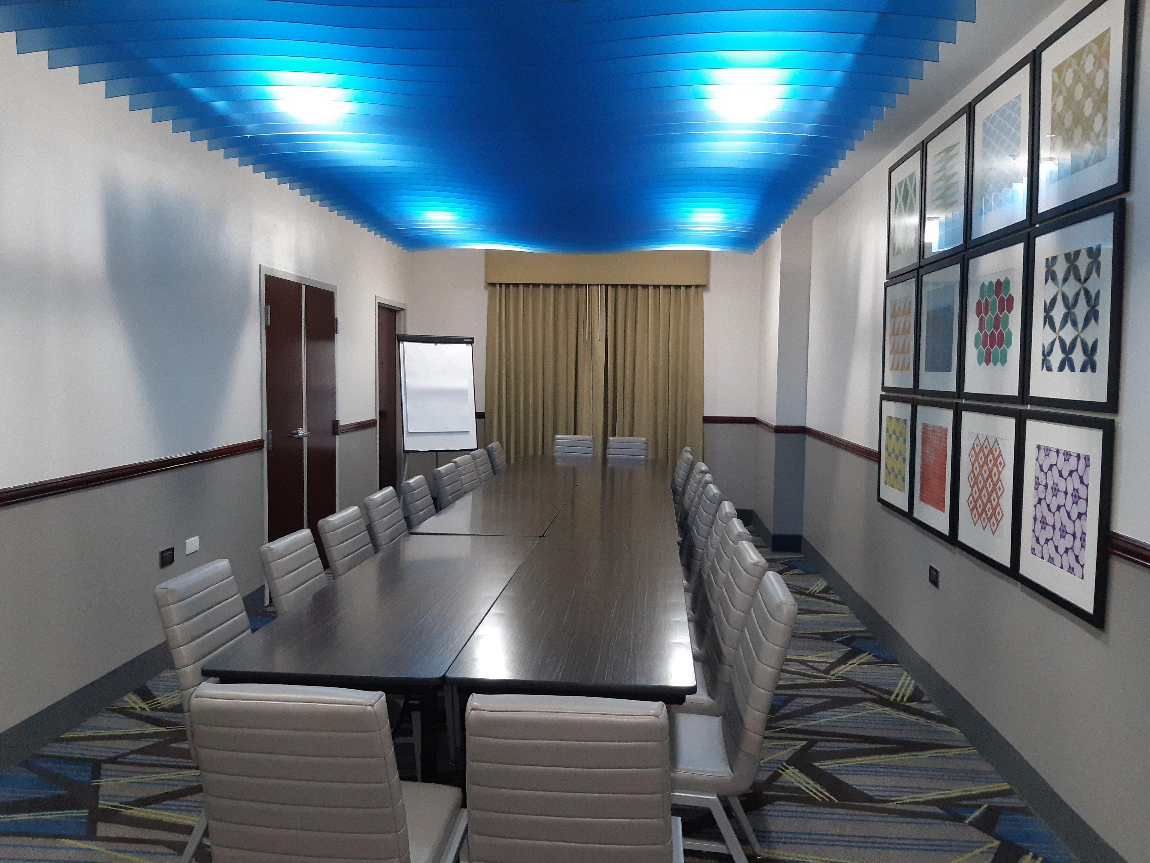 Express Trincity By Ihg