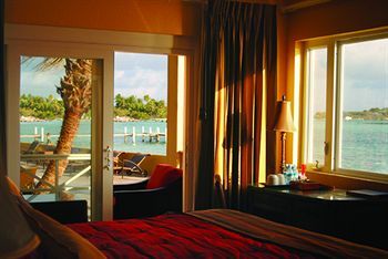 Augusta Bay Bahamas, Exuma 4*
