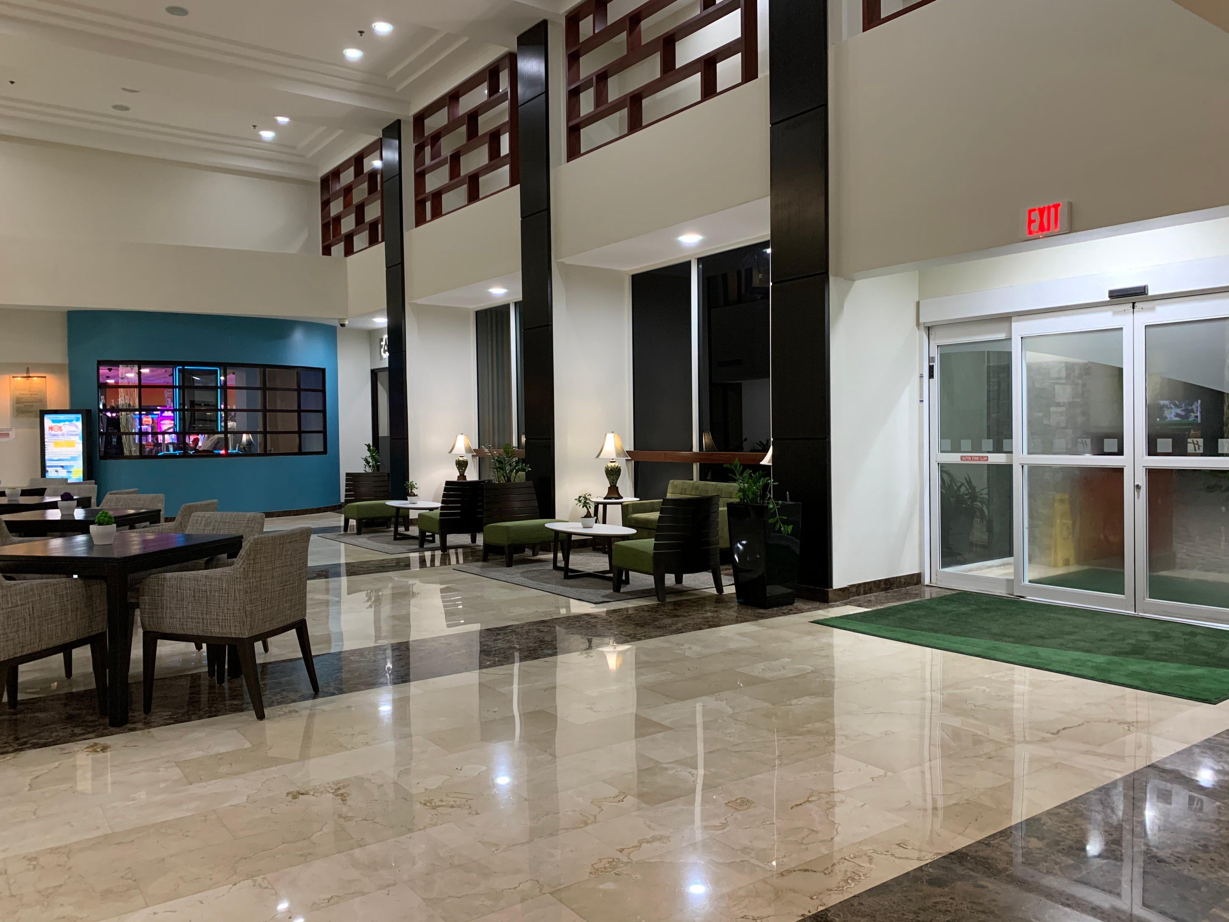 Holiday & Tropical Casino By Ihg