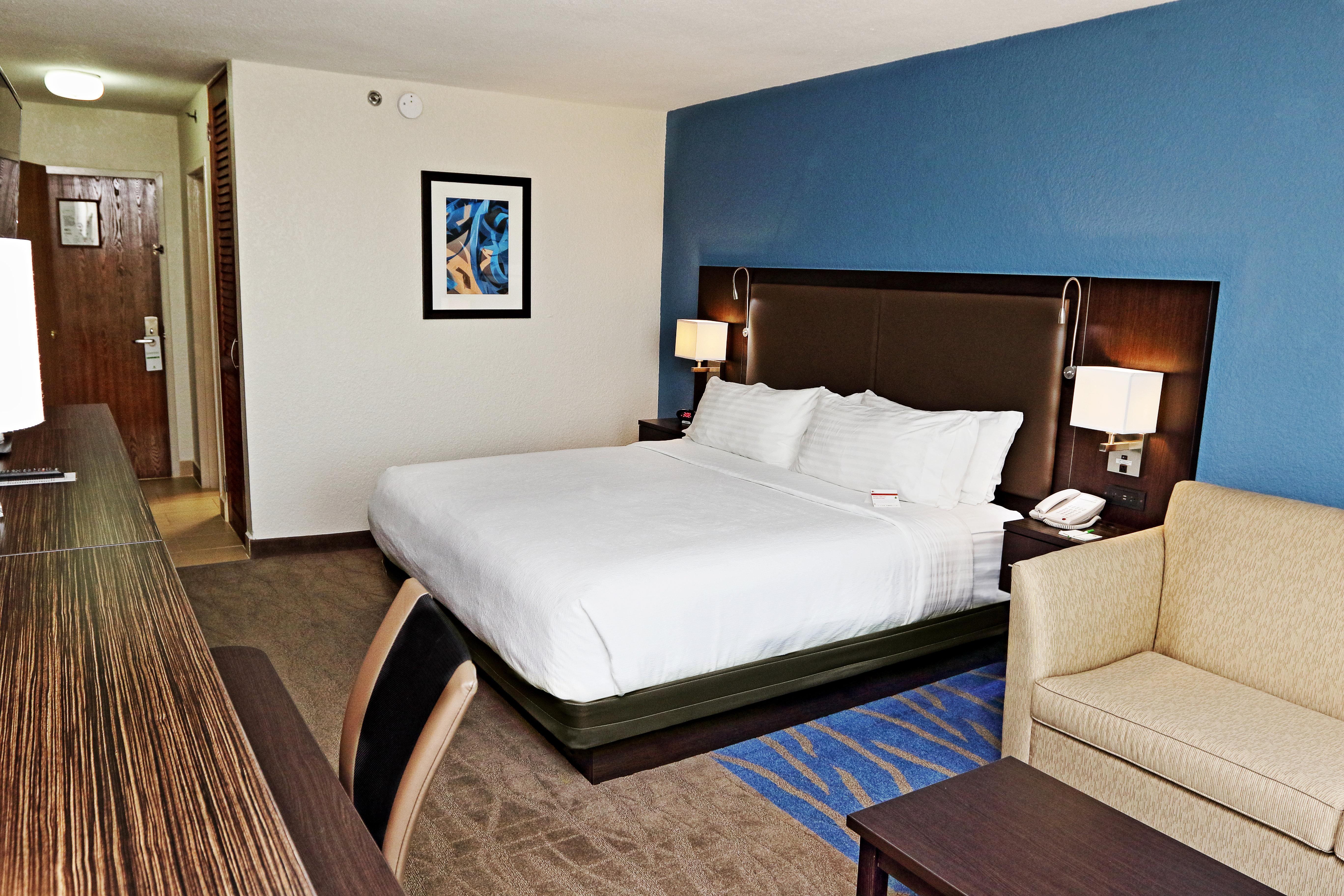 Holiday & Tropical Casino By Ihg