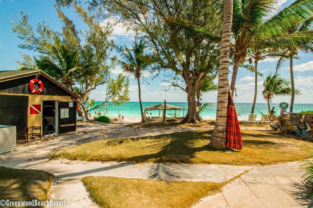 Greenwood Resort 3*