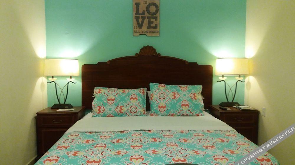 Aparthotel Solar 2*