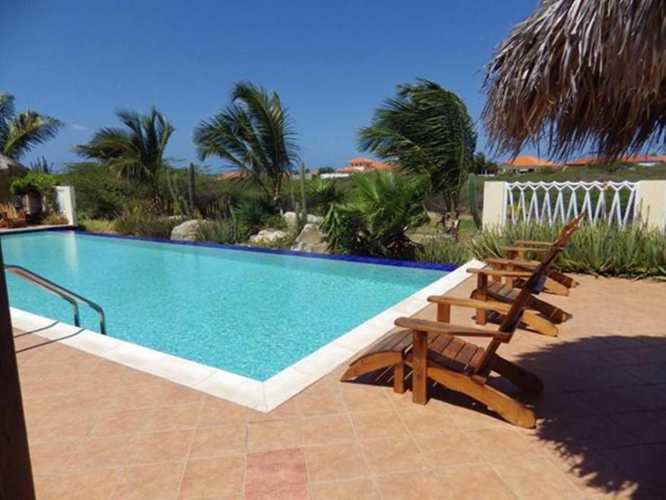 Aruba Cunucu Aparthotel 3*