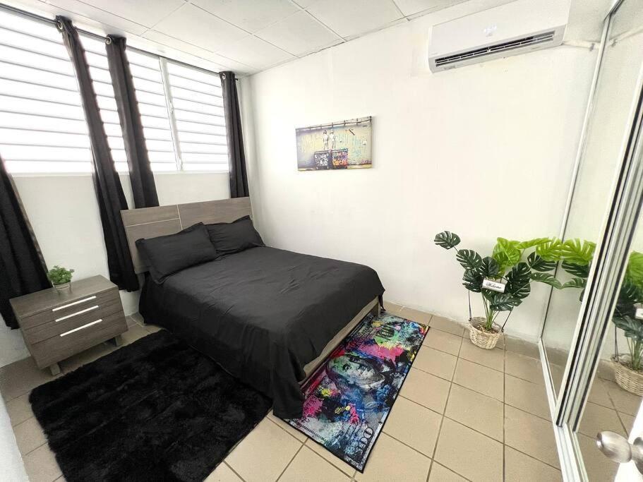 Apartamento Monopoly 2 Bedroom Near Beach W/pool/parking *