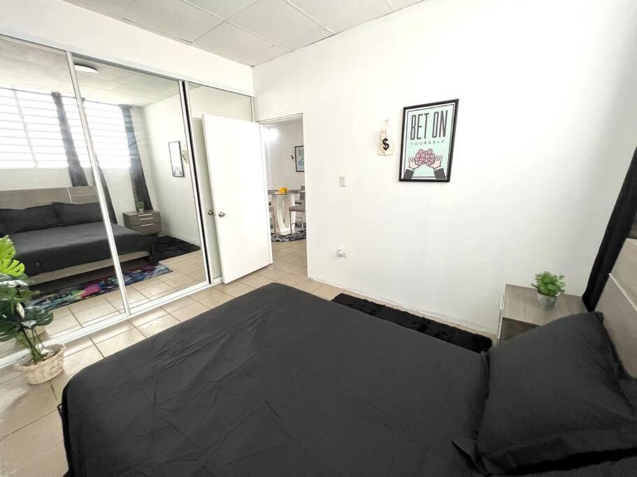 Apartamento Monopoly 2 Bedroom Near Beach W/pool/parking