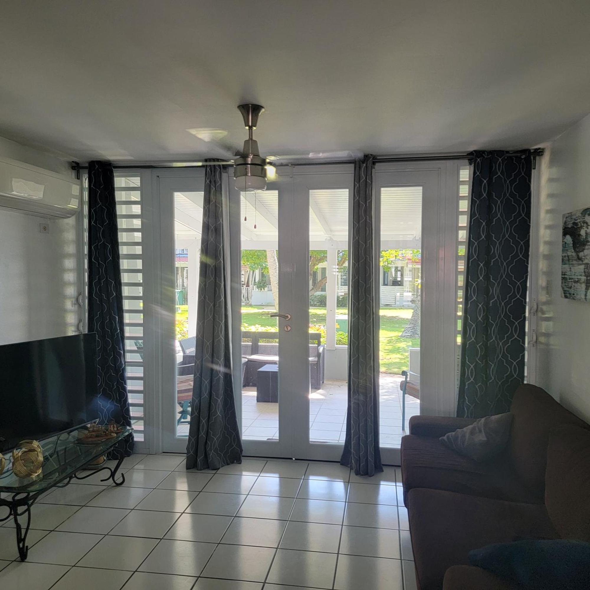 Apartamento Dorado Beach Condo *