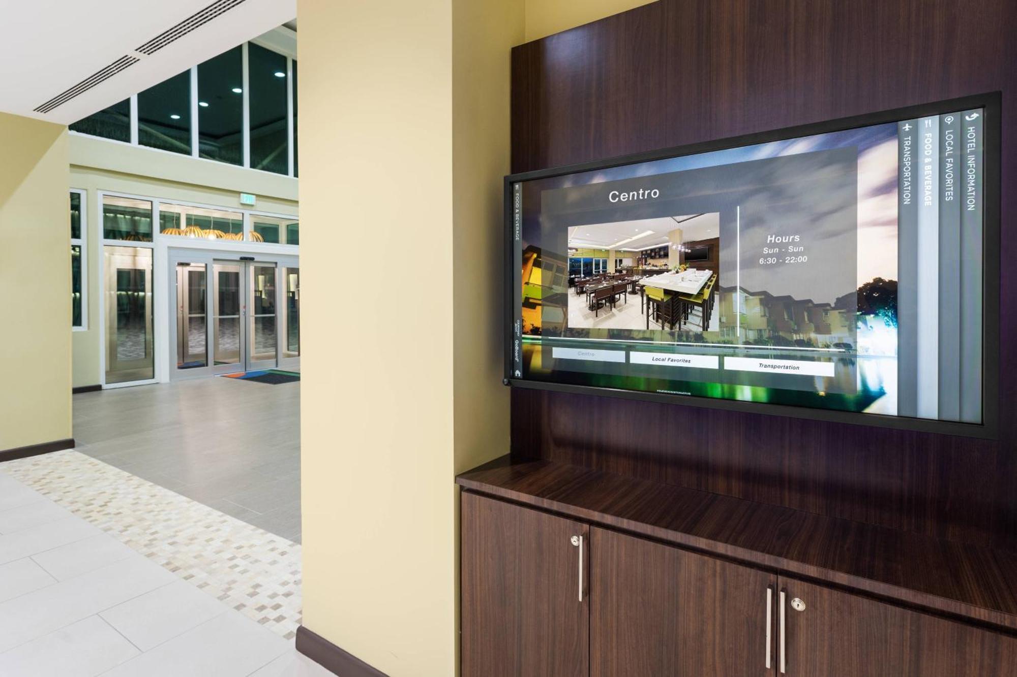 Courtyard By Marriott Kingston, Jamaica Hotel