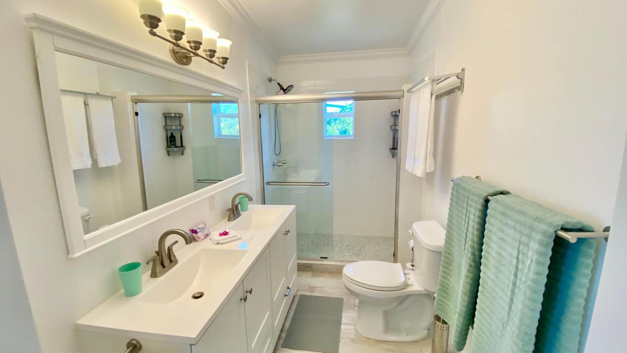 Eleuthera Retreat - Private & On Pink Beachfront Palmetto Point