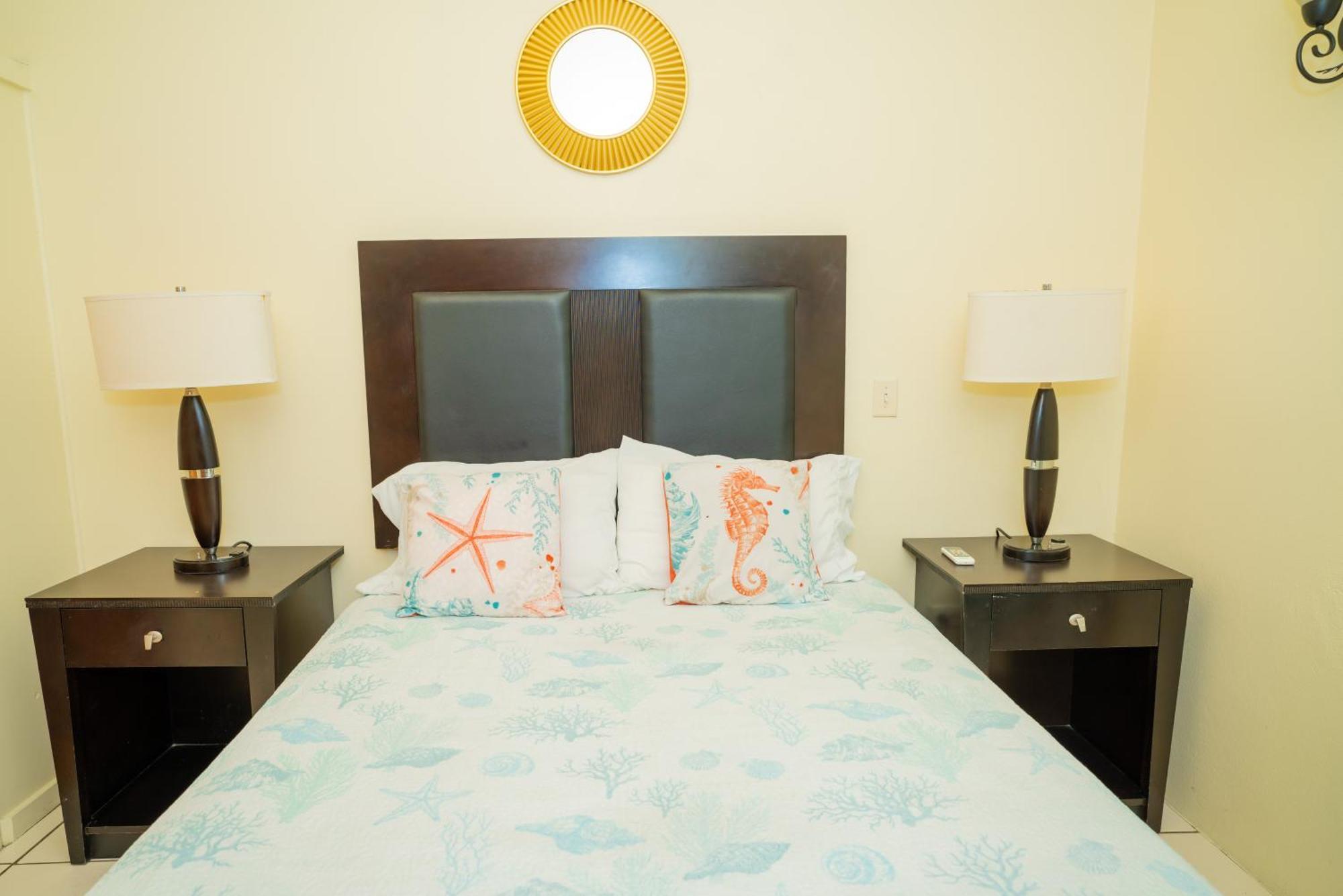Aparthotel Connie's Comfort St. John's