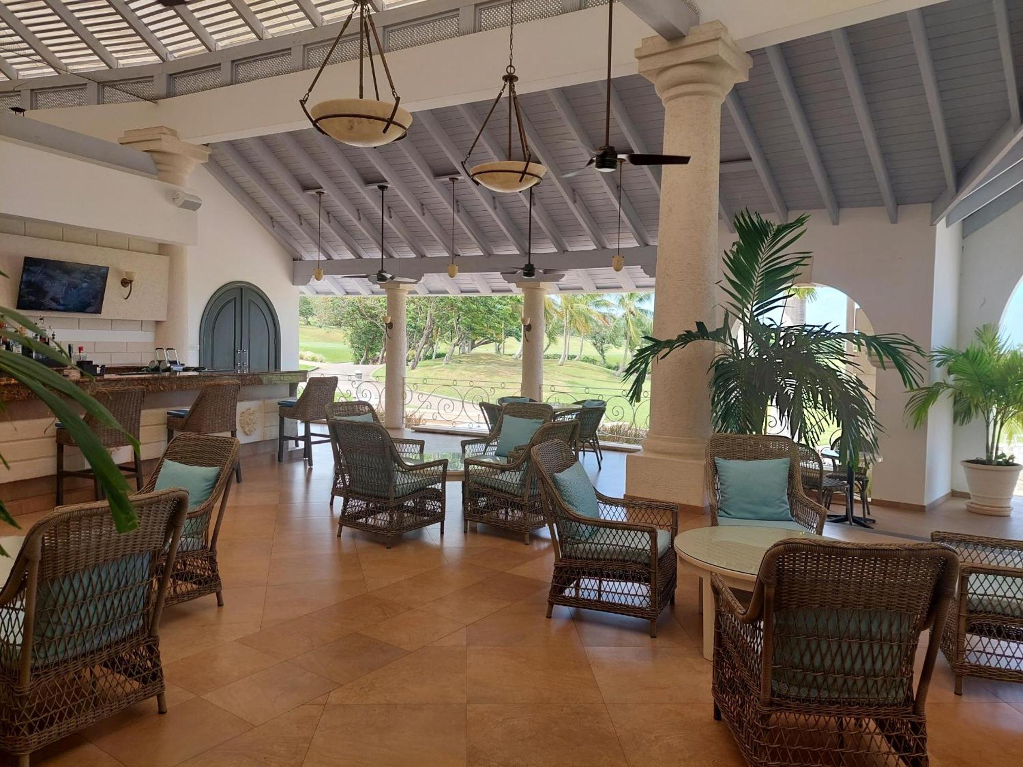 Coconut Grove 8 Luxury By Island Pousada *