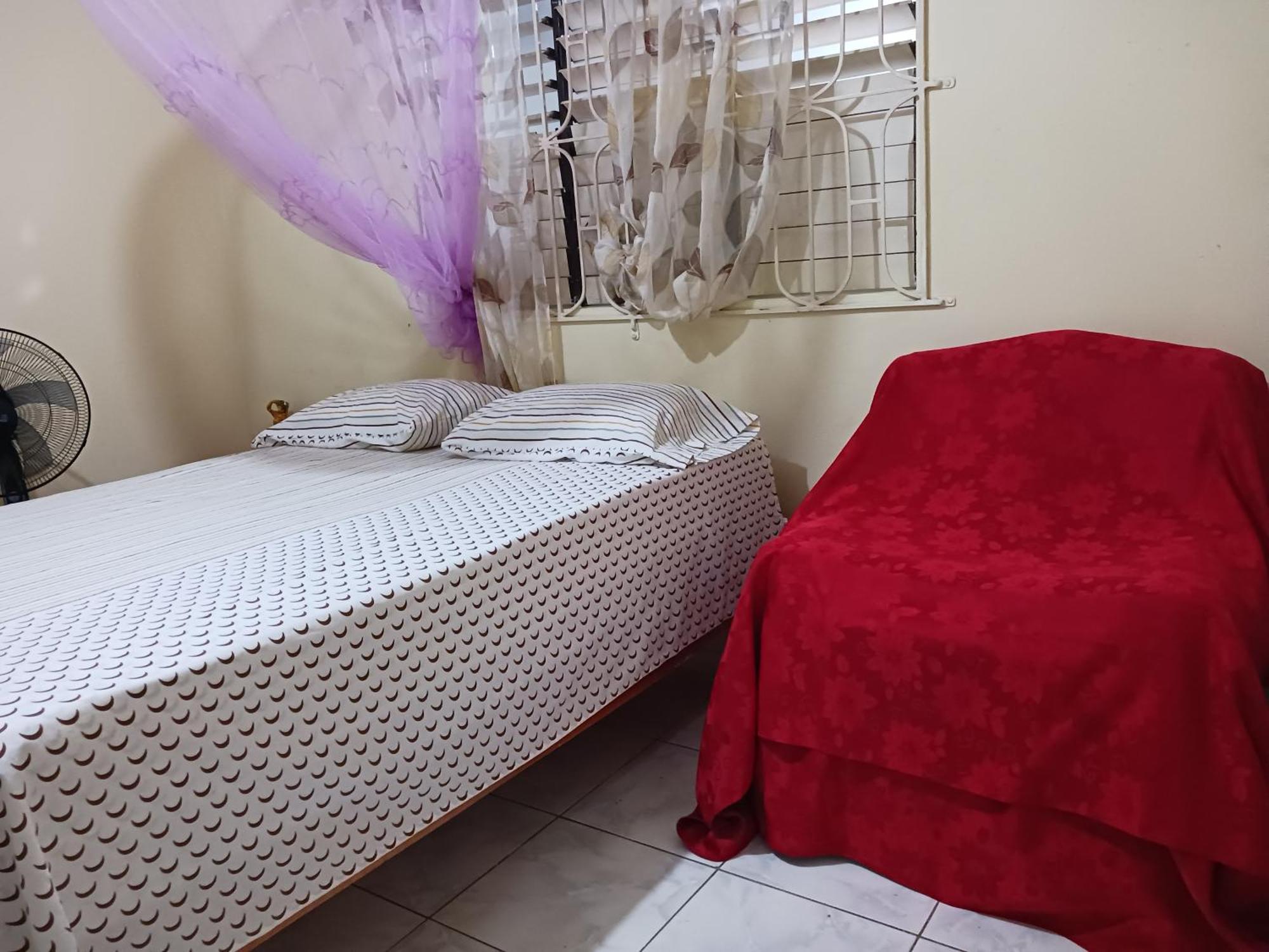 Tina's Guest house 3*
