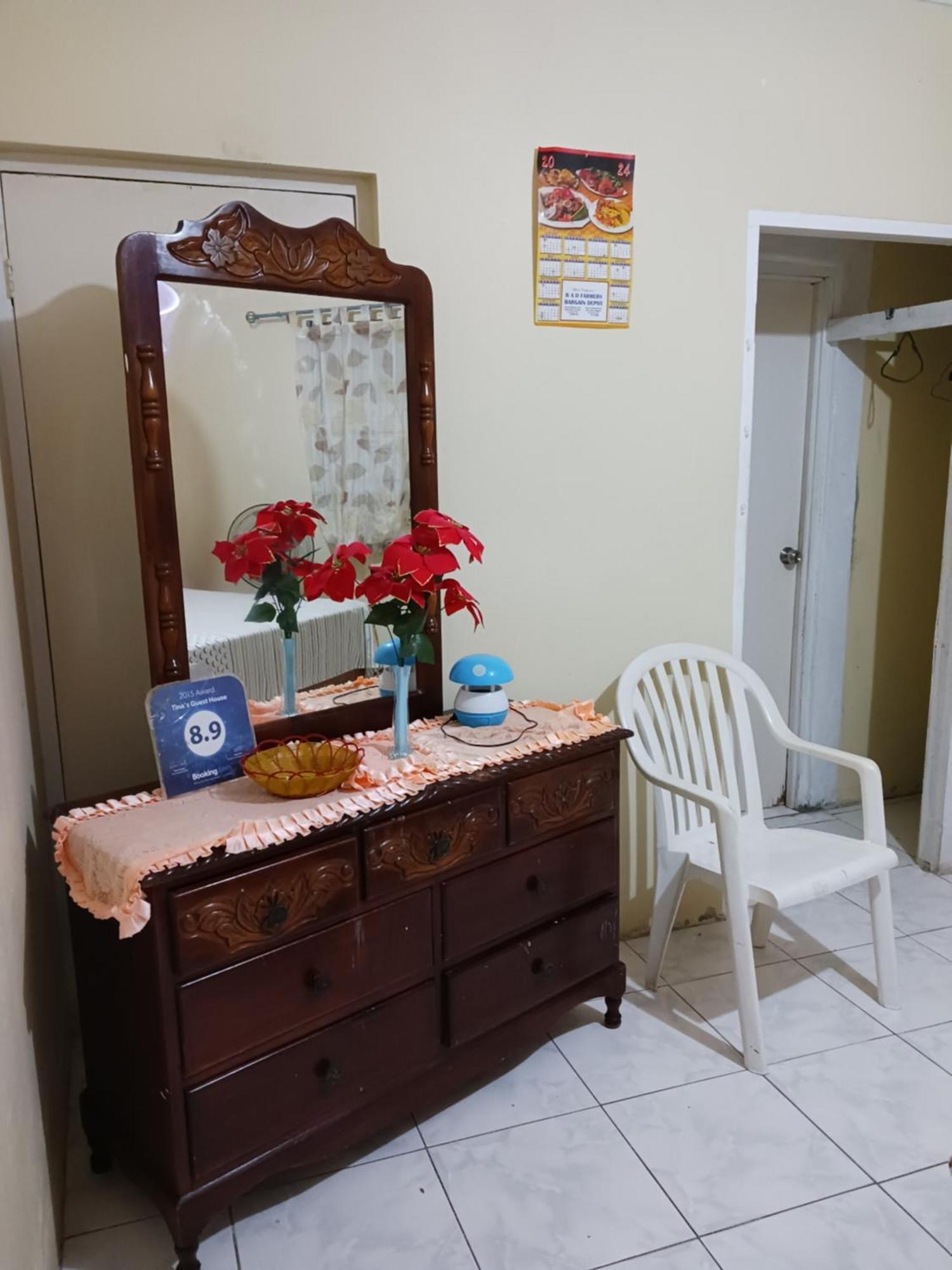 Tina's 3* Ocho Rios