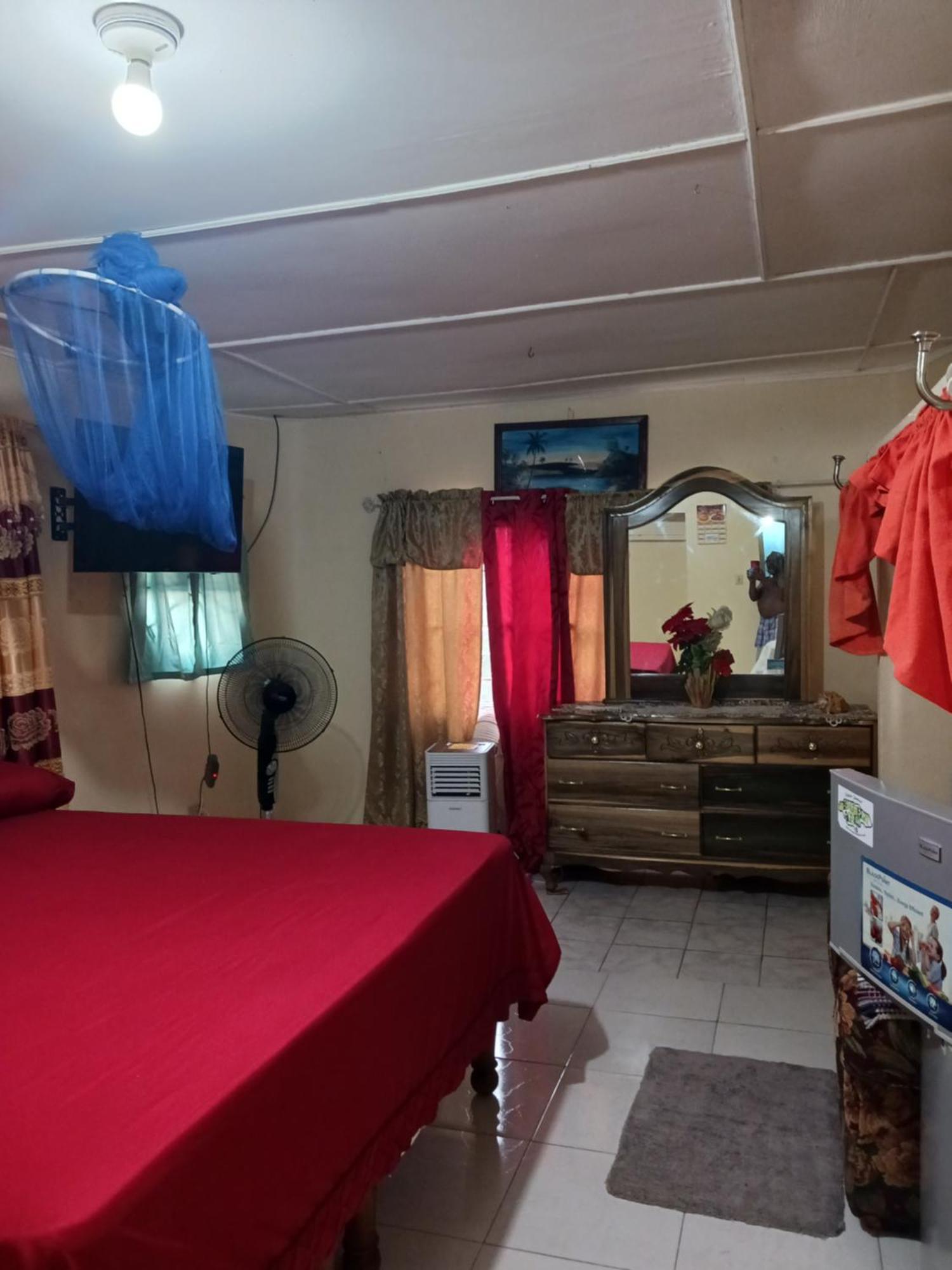 Guest house Tina's Ocho Rios