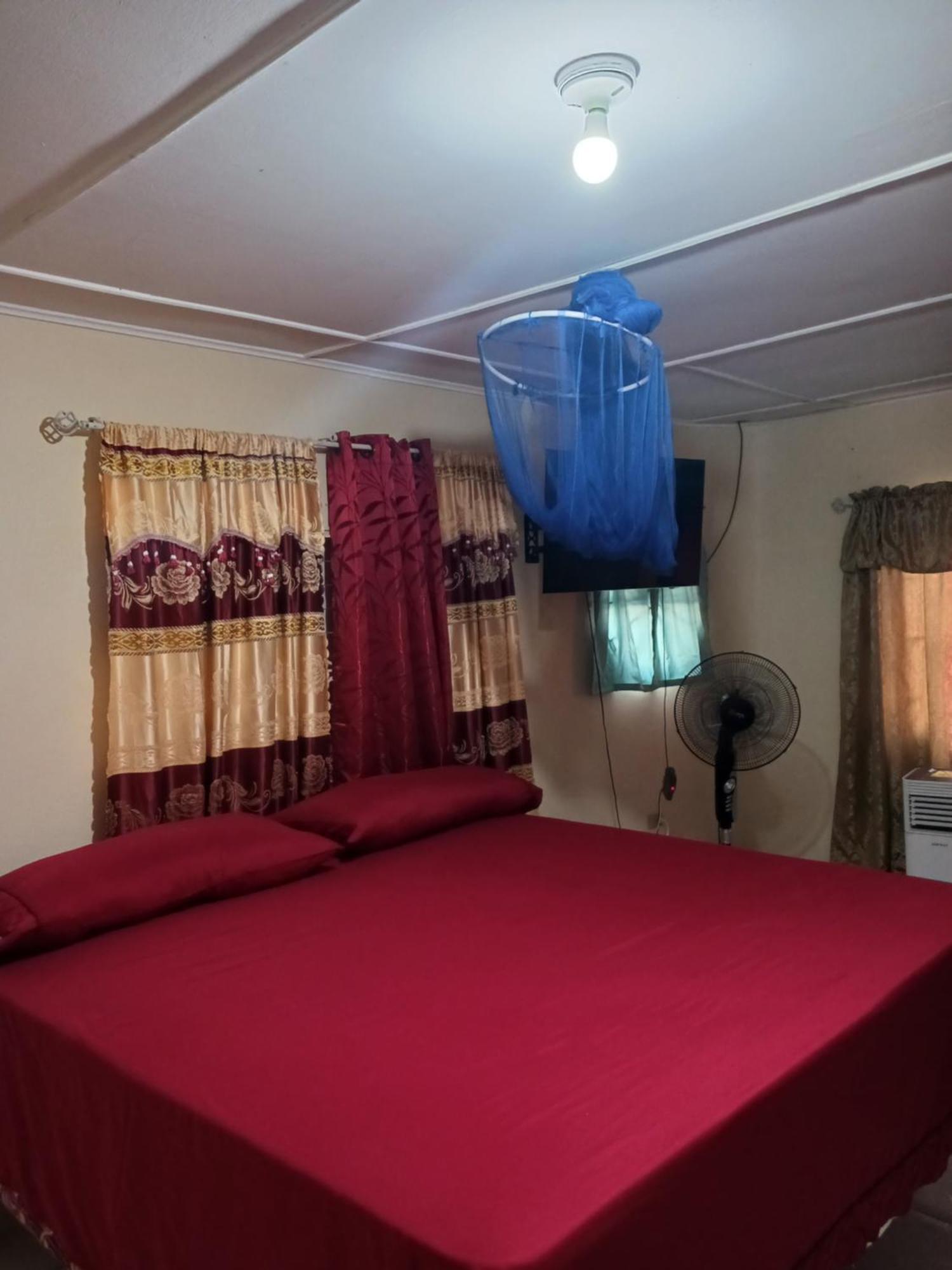 Tina's Ocho Rios