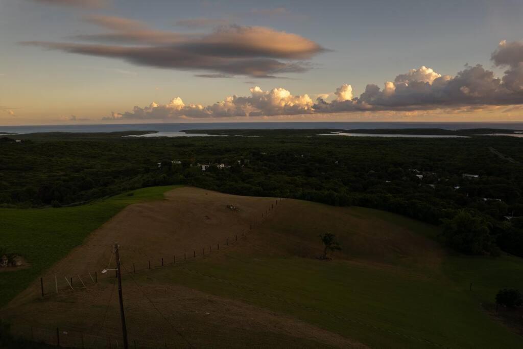 Apartment Hill With 360 Degree Balcony View Vieques