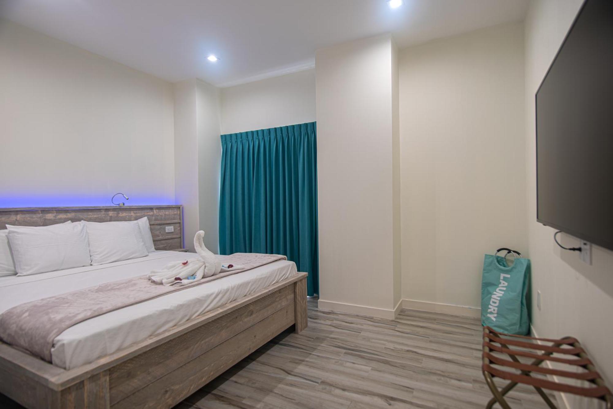Aparthotel The Cove - Condo Hotel - Palm Beach Strip 5*