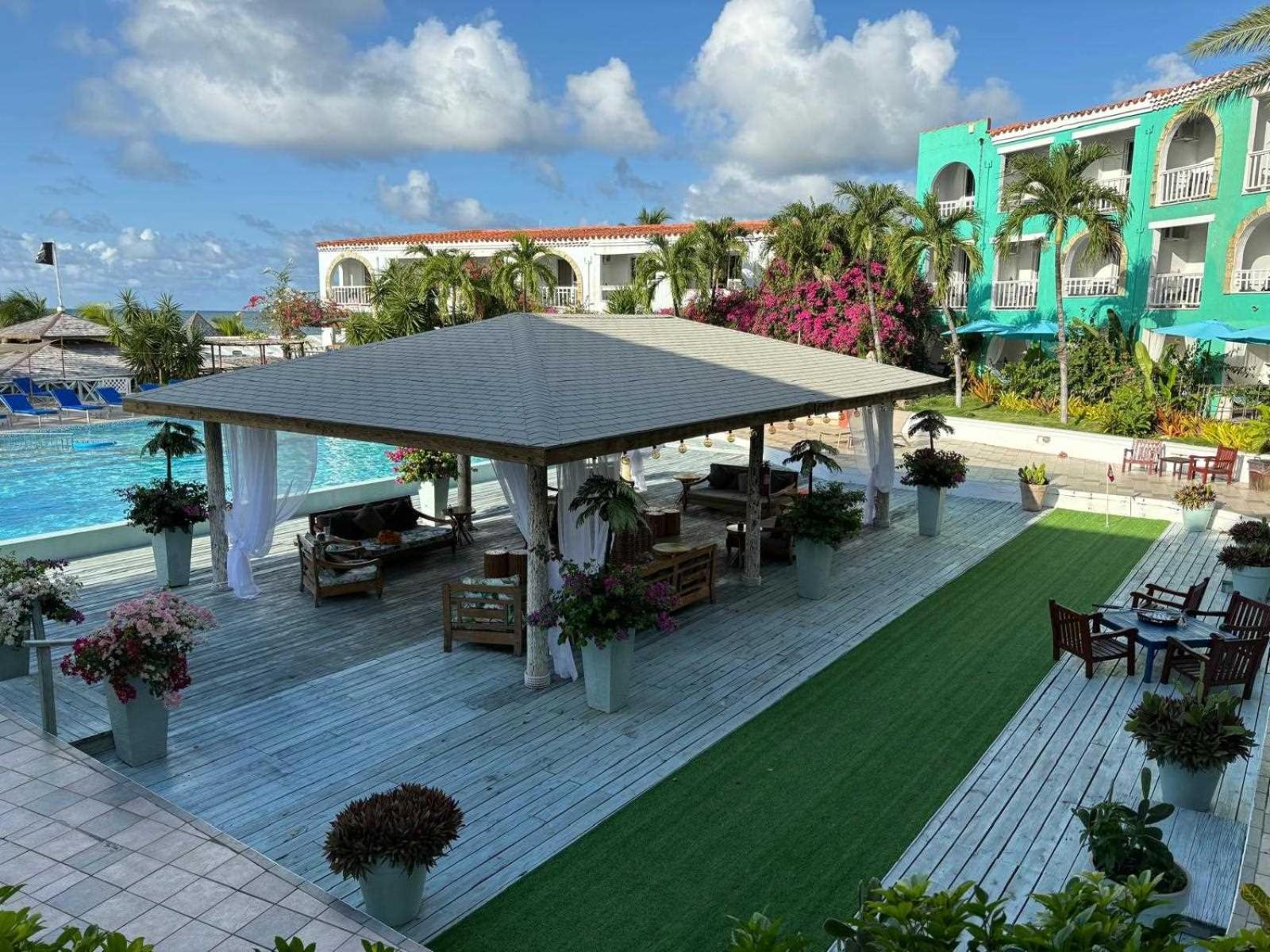 Ocean Point & Adults Only Hotel