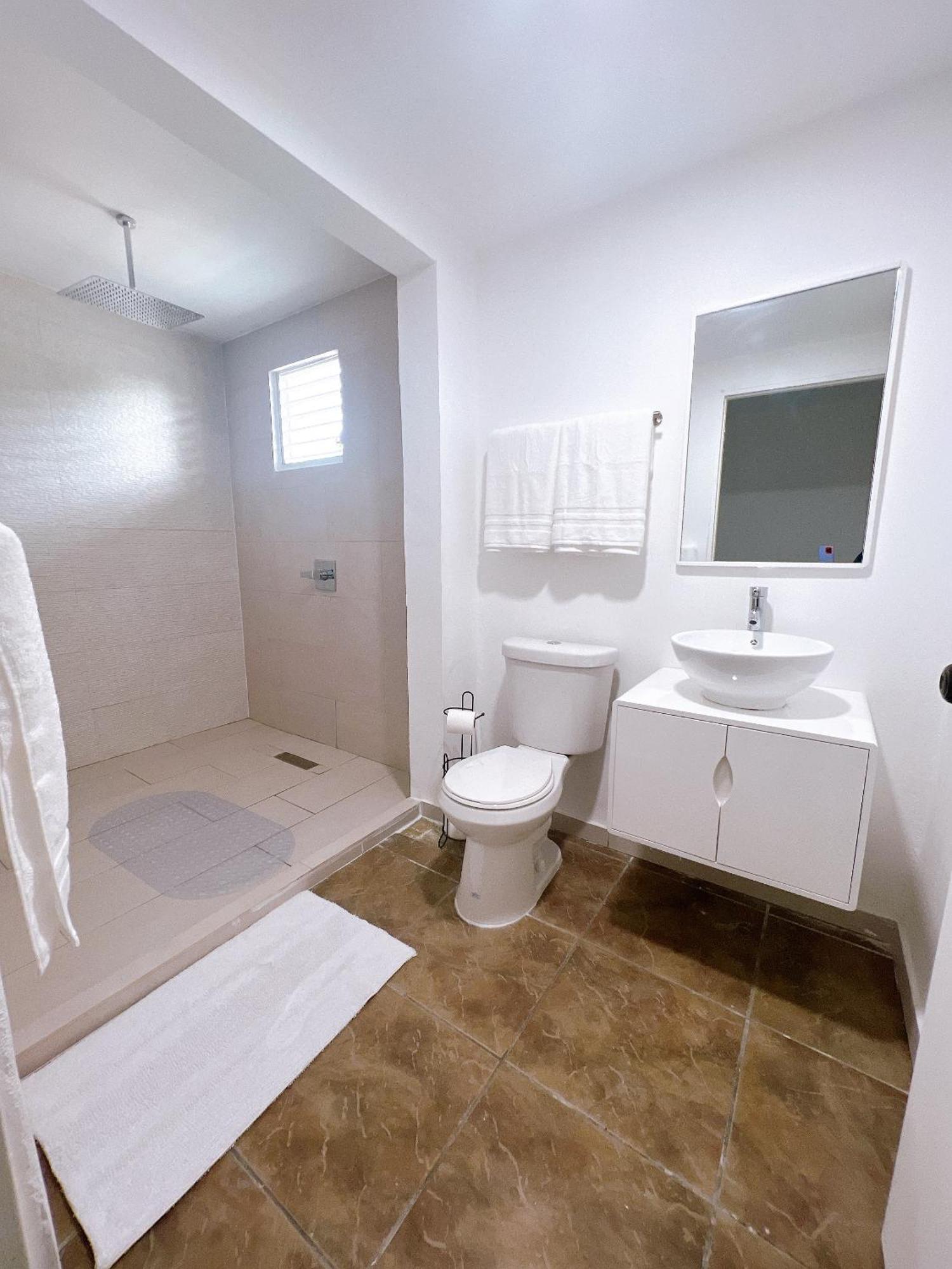 3050 Place Apartamento San Juan