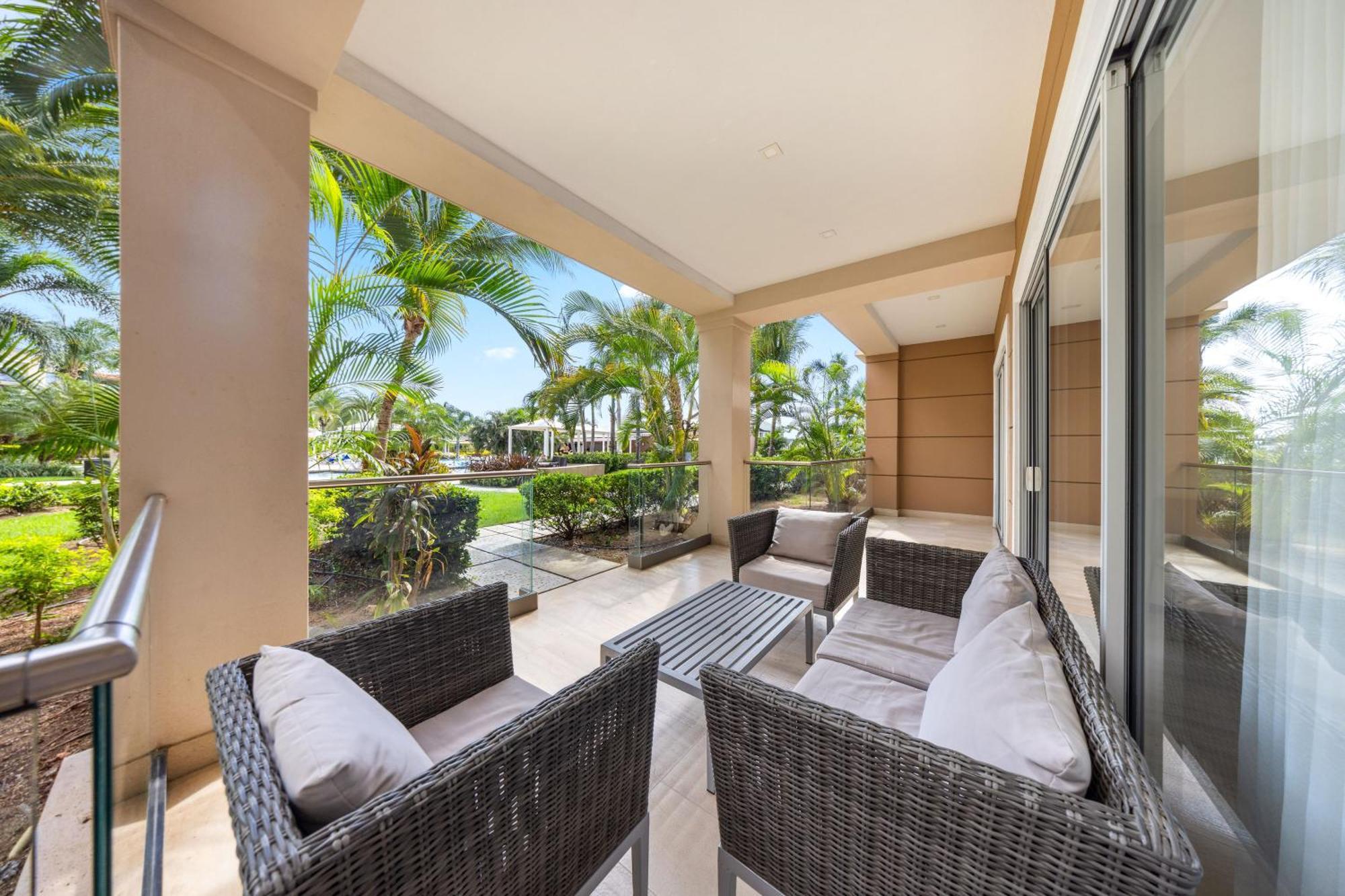 Le Vent Eagle By Bocobay Aruba Aparthotel Palm Beach