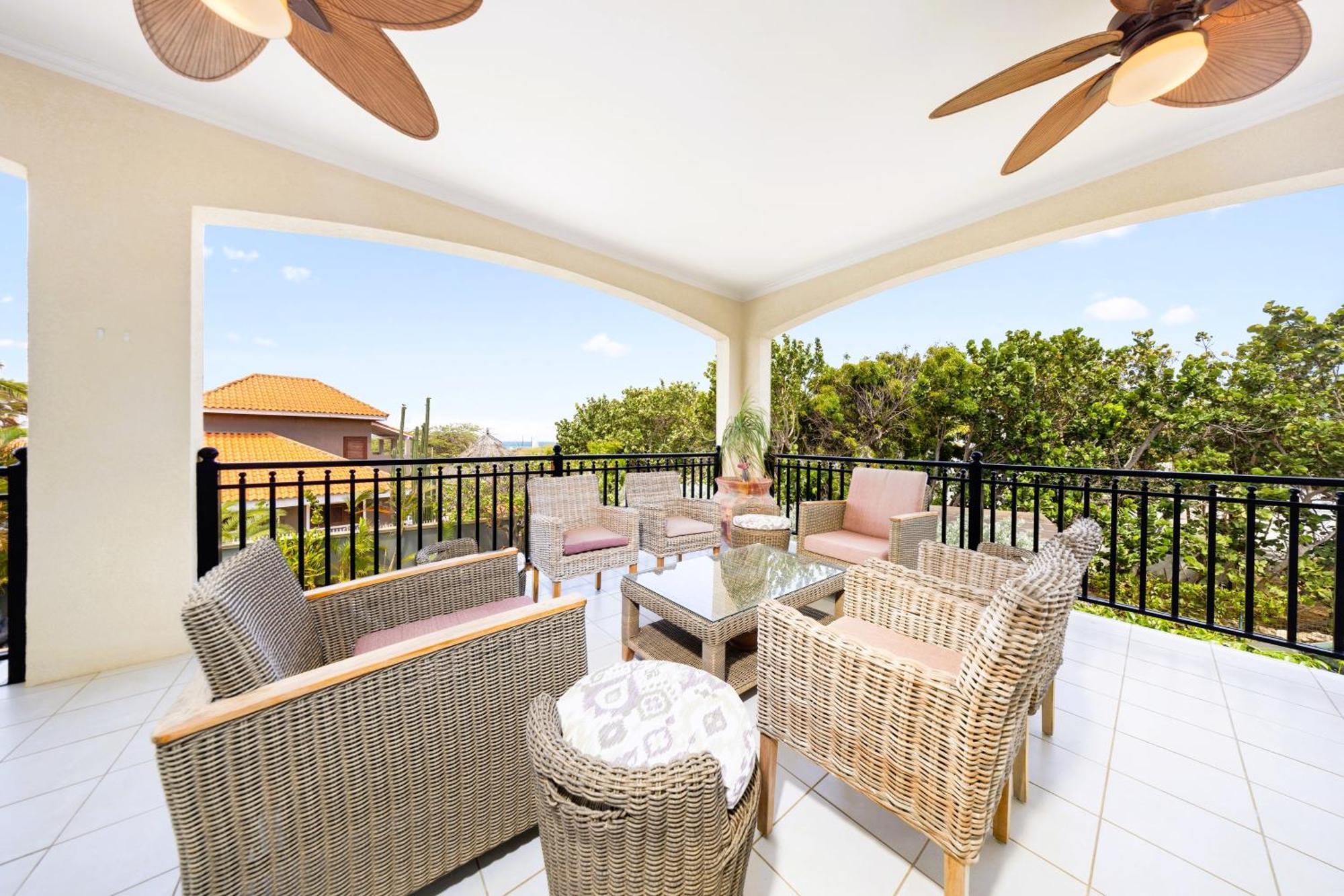 Bocobay Seaside House *