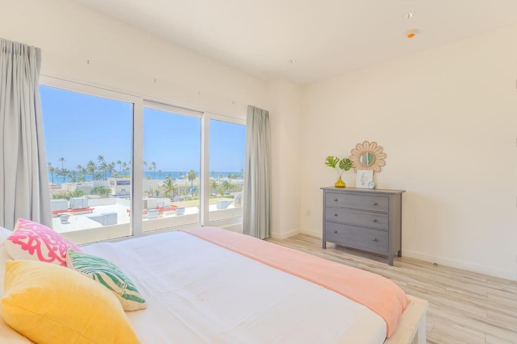 Apartment Luxury Ocean Views In Palm Palm Beach