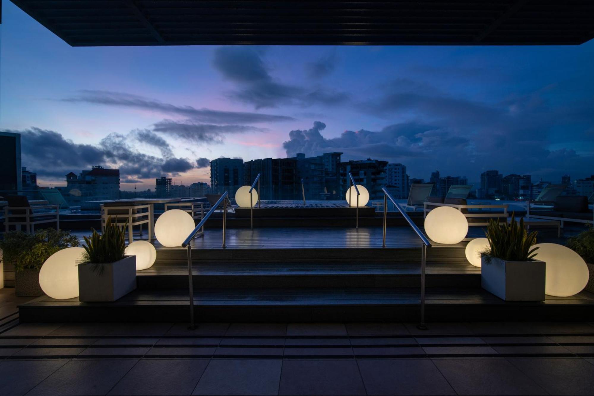 Hotel Embassy By Hilton 4*