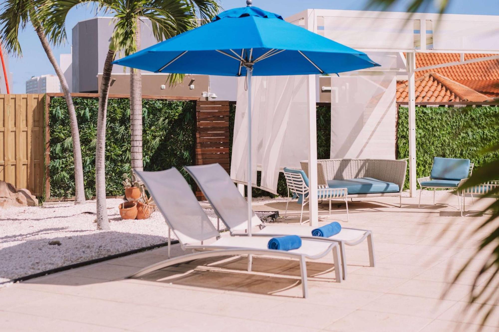 Hotel Tryp By Wyndham Aruba Adults Only