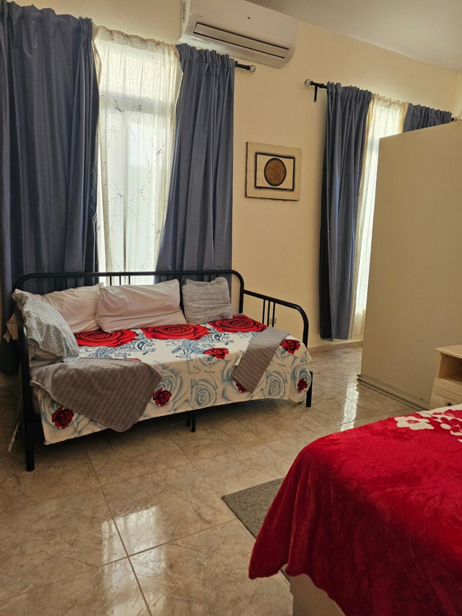 Inn El Pueblito,al Lado De Playa Dorada Puerto Plata