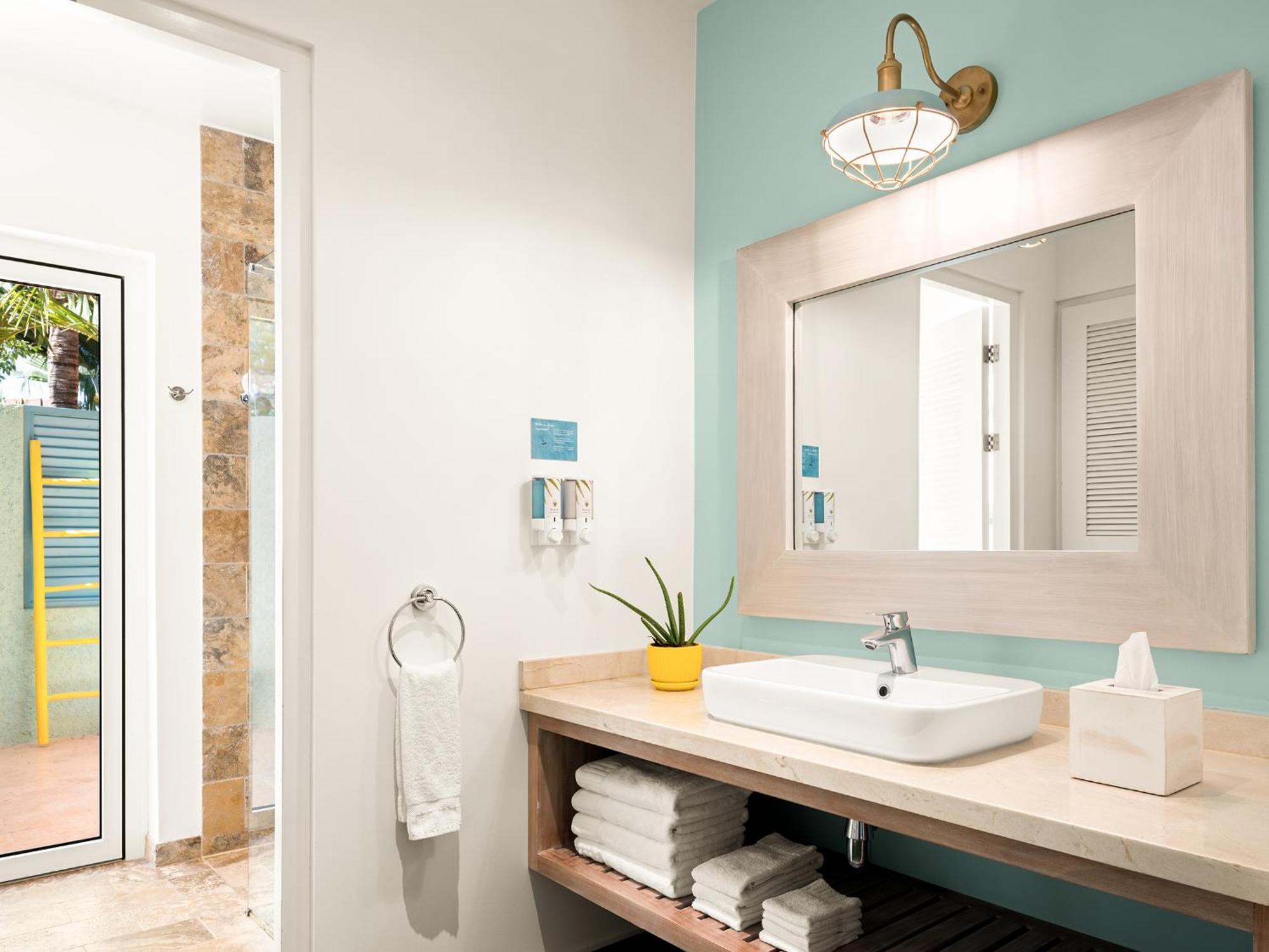 Hotel Boardwalk Boutique Aruba - Adults Only 4*