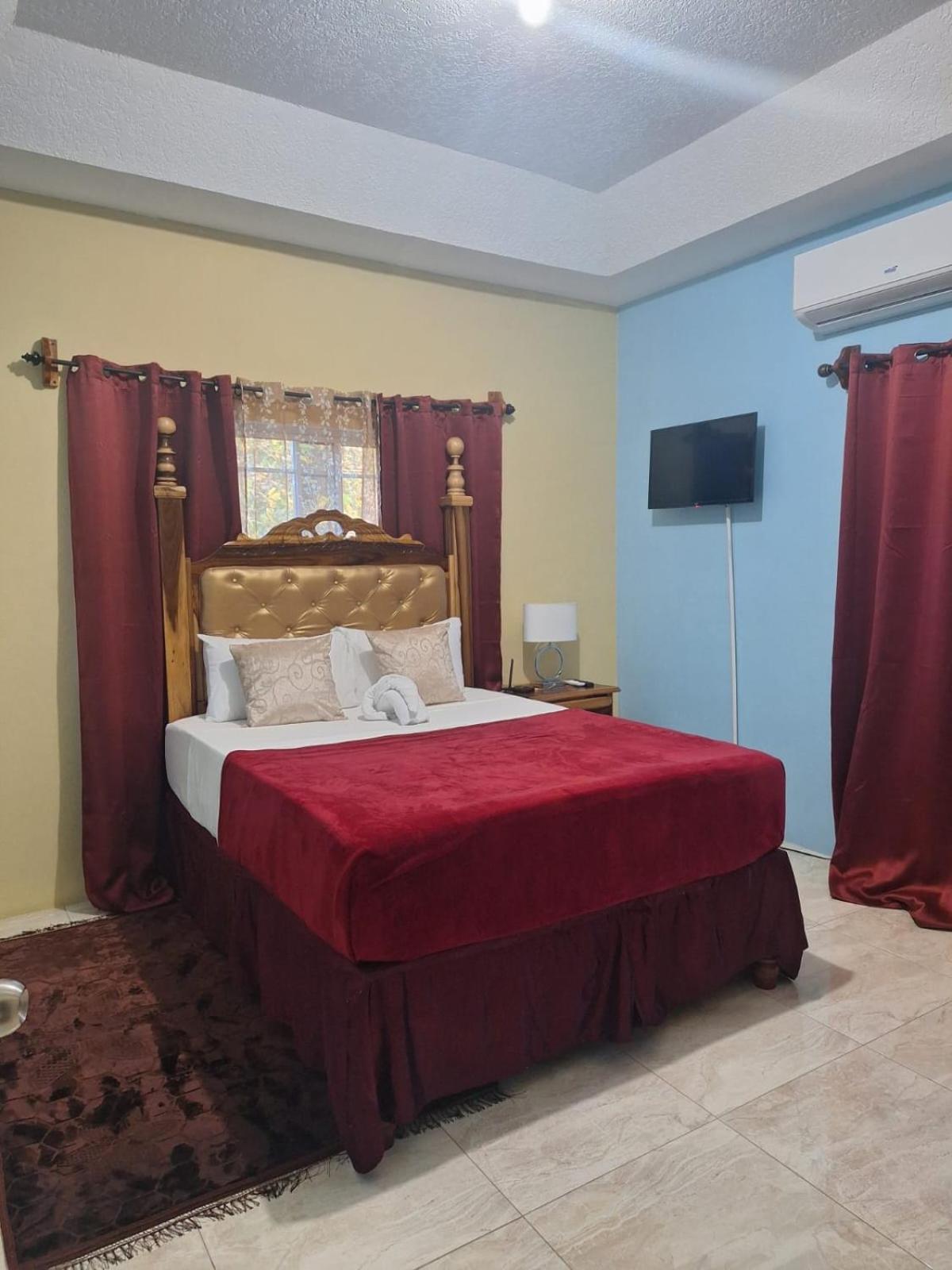 Bed & Breakfast Hill View Vacational Runaway Bay