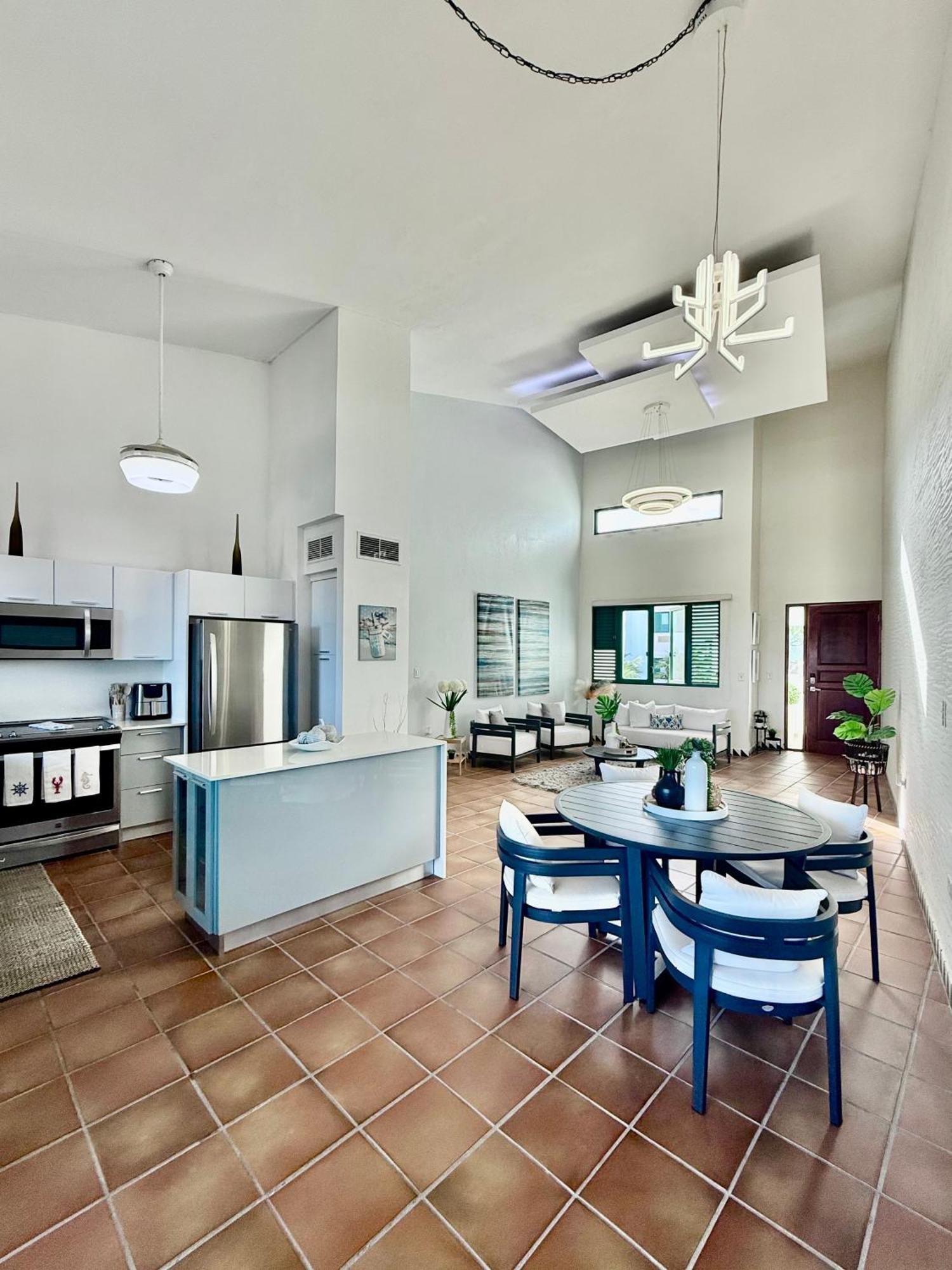Luxury Ocean View Penthouse * Rio Grande