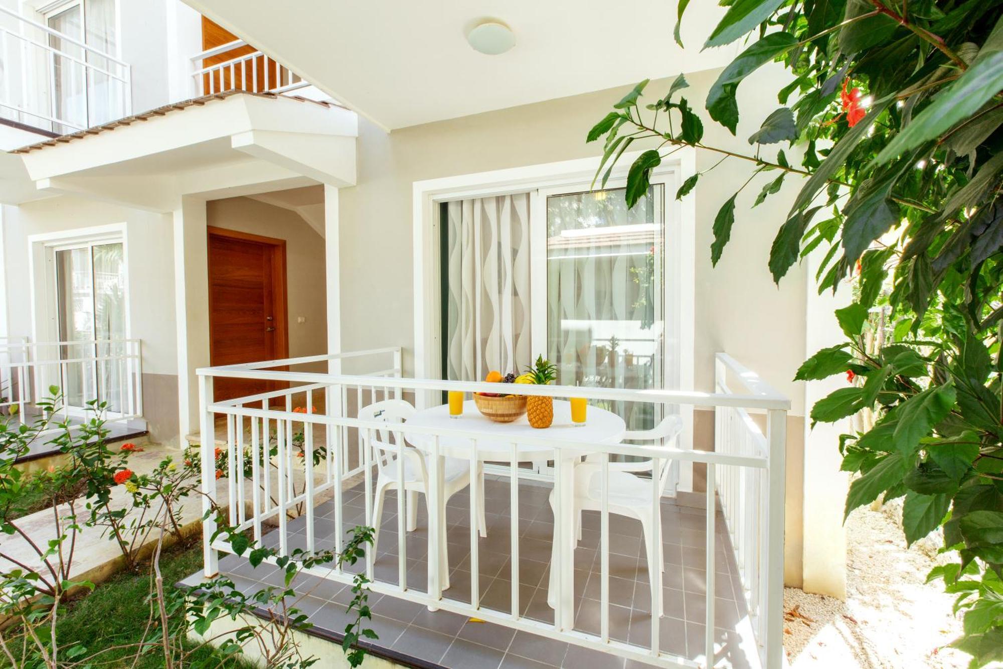 Hotel Tropicana Playa Bavaro 5*