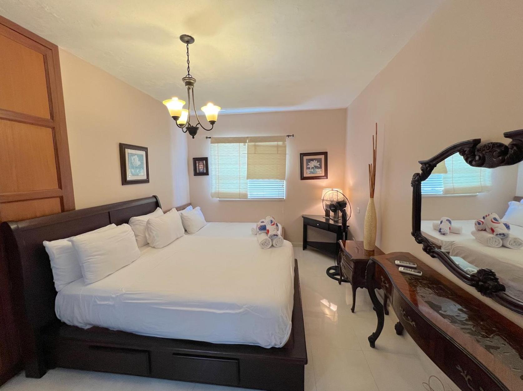 Hotel Serenity And - Playa Corales
