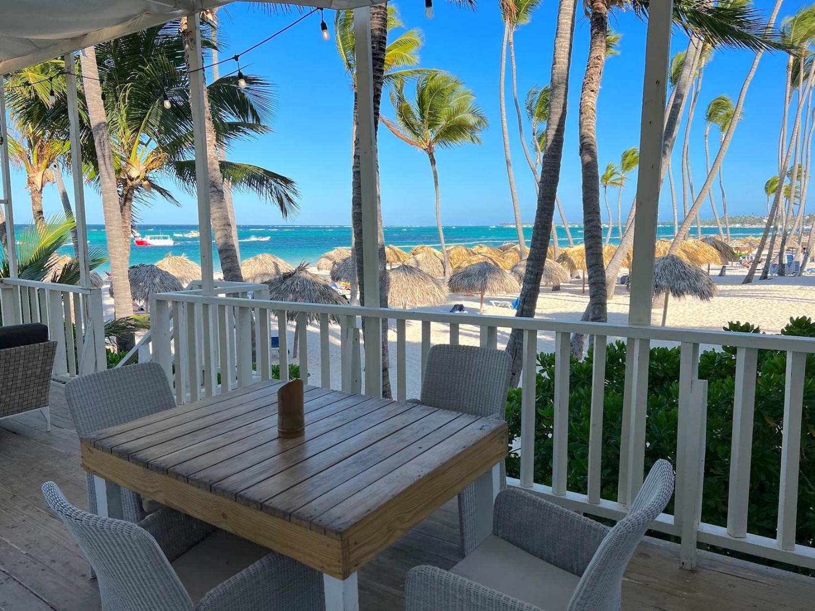 Serenity And - Playa Corales